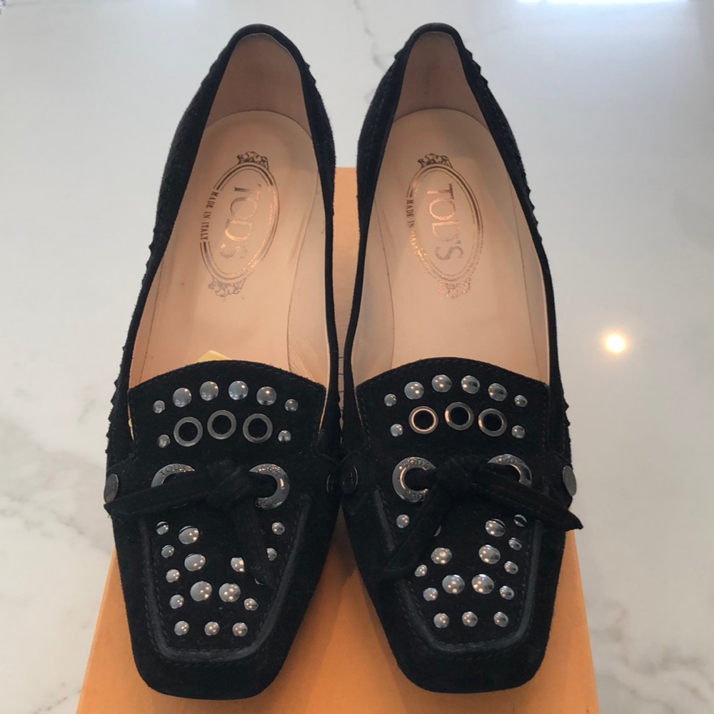 Tod’s Black suede pumps w/studs lace detail.